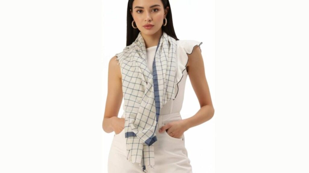 Why Organic Cotton Scarves for Women Are Your New Wardrobe Essential